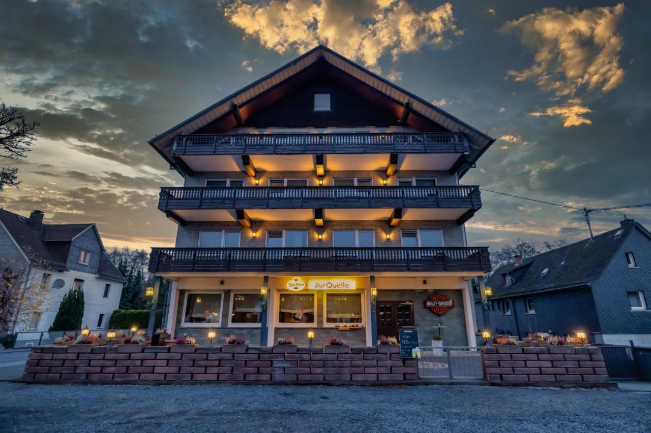 Gasthaus Zur Quelle บาดมาเรียนแบร์ก ภายนอก รูปภาพ
